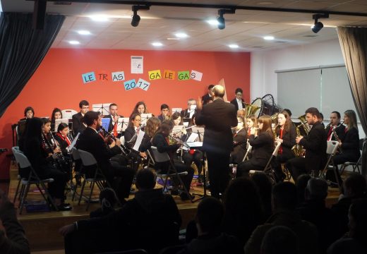 Touro celebrou o Día das Letras Galegas cun concerto da Banda de Música Isabel II